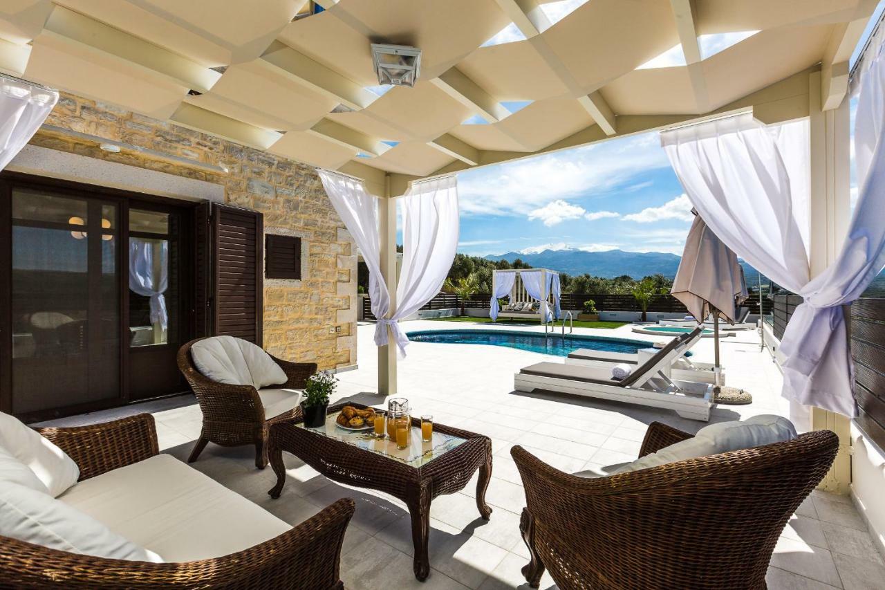 Caramel Villa, With 40M2 Pool & Spa Whirlpool, By Thinkvilla Pánormos エクステリア 写真